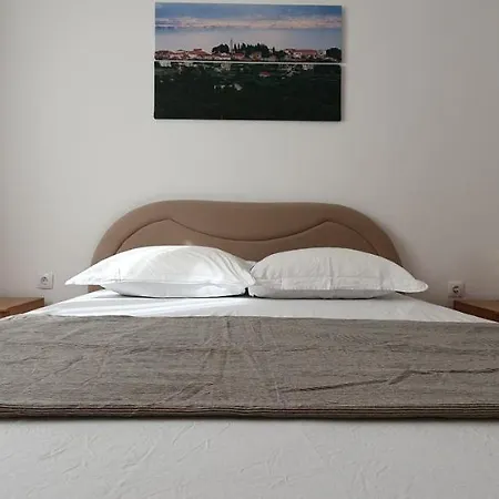 Lejlighed Emperor Apartment With 2 Bedrooms