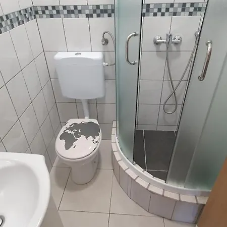 Emperor Apartment With 2 Bedrooms Apartment